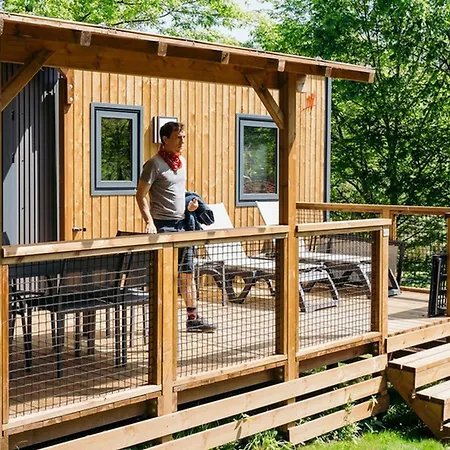 Camping Mobil-home Familial, Animaux Ok - 6 Pers. - Api-1-52-2982 *