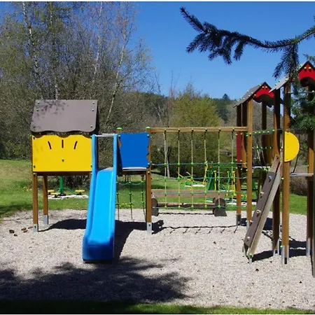 Mobil-home Familial, Animaux Ok - 6 Pers. - Api-1-52-2982 Camping Saint-Paulien